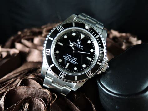 what is a 4 line submariner no date 